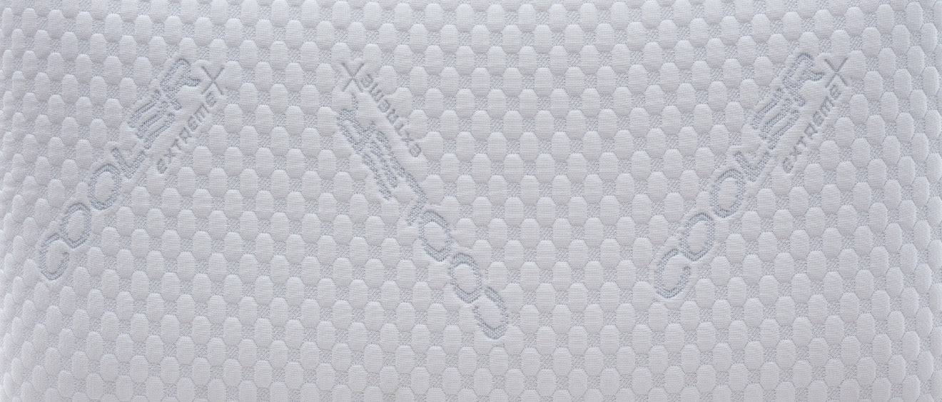 AH Cooler Extreme Visco-Memory Kopfkissen
Mit angenehm kühler Haptik für komfortable Nächte